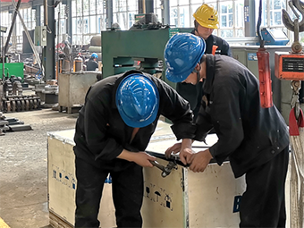 生產(chǎn)一線(xiàn)丨鄭州鼎盛干勁足，紅紅火火忙生產(chǎn)!