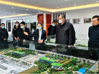 河南省科技廳副廳長(zhǎng)何守法一行蒞臨鄭州鼎盛考察調(diào)研